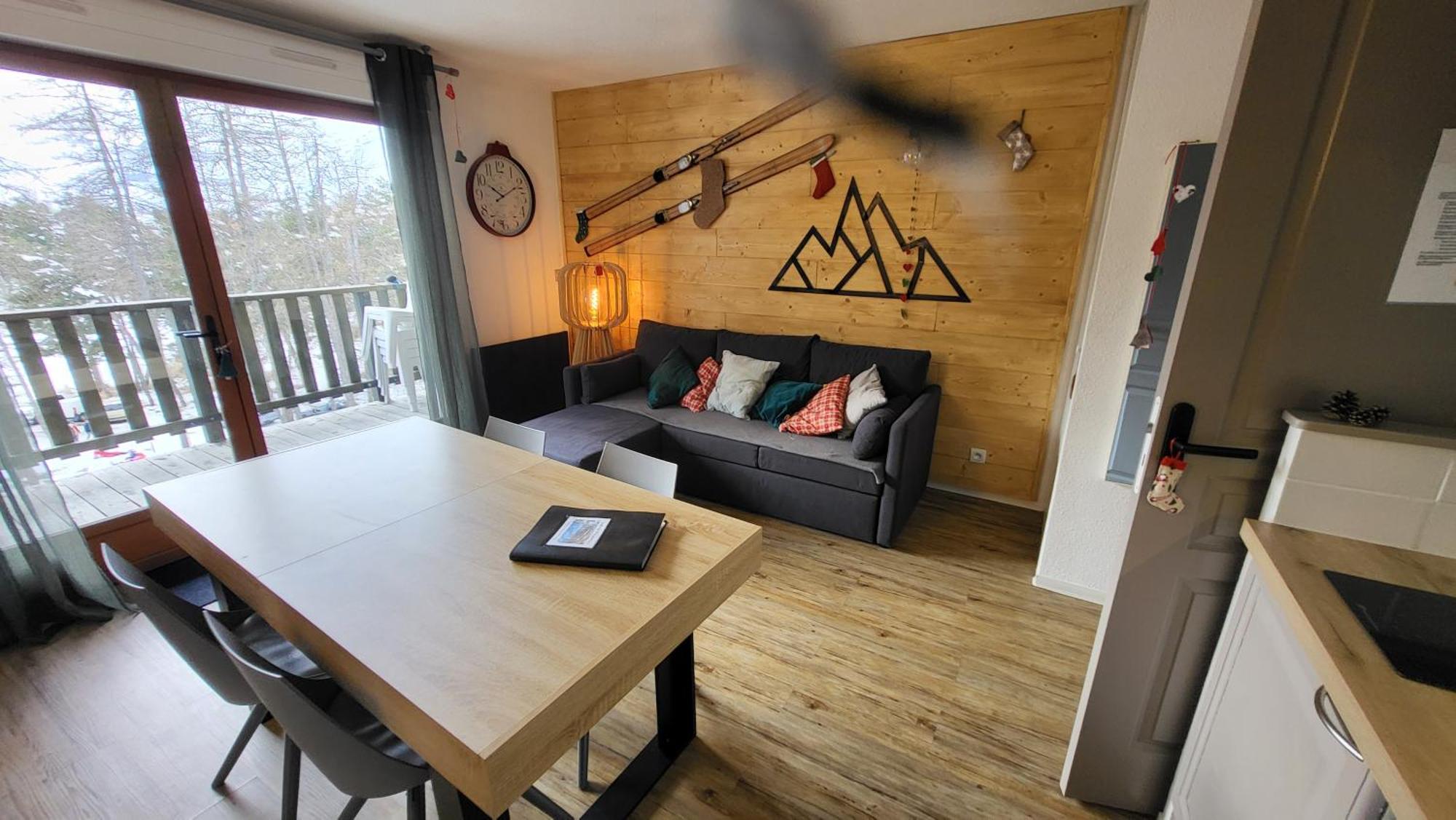 Appartement 4 A 6 Personnes - Chalets D'Aurouze - La Joue Du Loup Saint-Étienne-en-Dévoluy Eksteriør billede